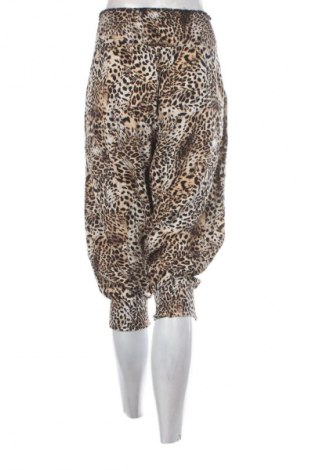 Γυναικείο κοντό παντελόνι Janina, Μέγεθος XXL, Χρώμα Πολύχρωμο, Τιμή 8,99 €