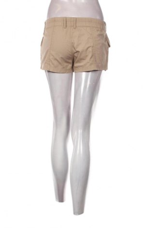 Γυναικείο κοντό παντελόνι New Look, Μέγεθος S, Χρώμα  Μπέζ, Τιμή 4,99 €