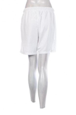 Γυναικείο κοντό παντελόνι Nike, Μέγεθος S, Χρώμα Λευκό, Τιμή 20,99 €