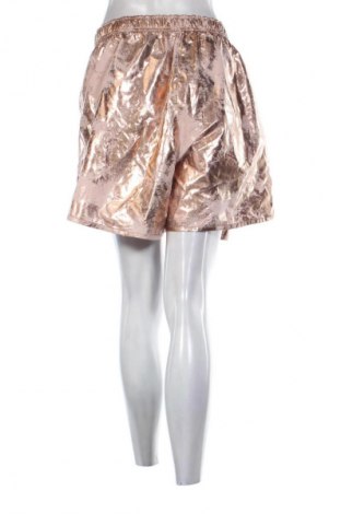 Дамски къс панталон Nike, Размер 3XL, Цвят Златист, Цена 39,88 €