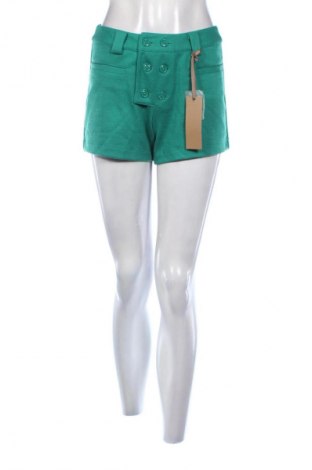Γυναικείο κοντό παντελόνι Silvian Heach, Μέγεθος S, Χρώμα Πράσινο, Τιμή 55,00 €