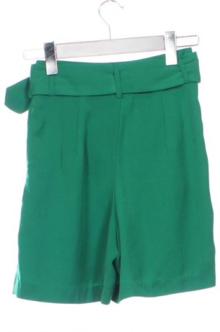 Dámské kraťasy  Stradivarius, Velikost XXS, Barva Zelená, Cena  277,00 Kč