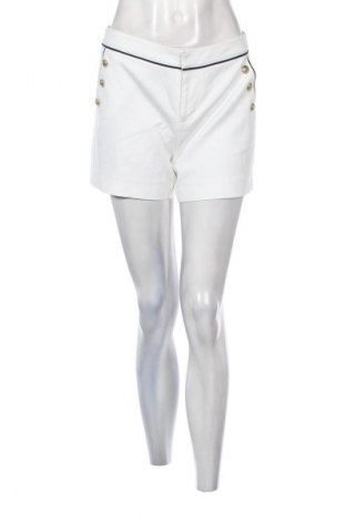 Női rövidnadrág Tommy Hilfiger, Méret S, Szín Fehér, Ár 14 347 Ft