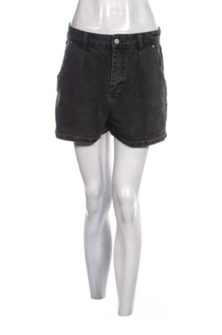 Dámské kraťasy  Trendyol, Velikost M, Barva Šedá, Cena  493,00 Kč