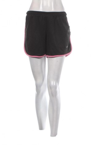 Дамски къс панталон Umbro, Размер M, Цвят Черен, Цена 10,73 €
