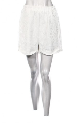 Γυναικείο κοντό παντελόνι Unbranded, Μέγεθος XL, Χρώμα Λευκό, Τιμή 13,99 €