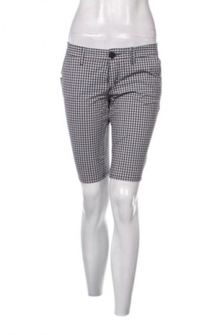 Dámské kraťasy  Vans, Velikost M, Barva Vícebarevné, Cena  439,00 Kč