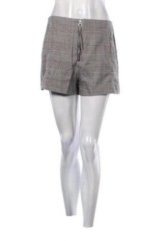 Дамски къс панталон Vero Moda, Размер M, Цвят Многоцветен, Цена 23,60 €