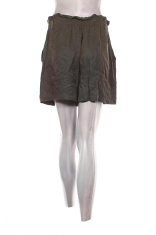 Dámské kraťasy  Zara, Velikost M, Barva Zelená, Cena  239,00 Kč