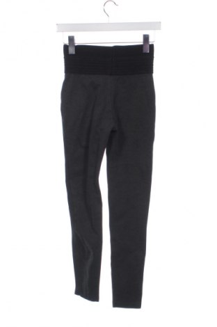 Дамски клин Zara, Размер XS, Цвят Сив, Цена 8,00 €