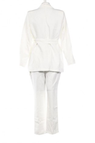 Дамски костюм NEW COLLECTION, Размер L, Цвят Бял, Цена 56,00 €