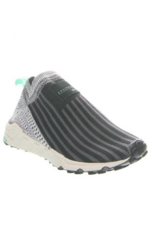 Încălțăminte de damă Adidas Originals, Mărime 38, Culoare Multicolor, Preț 440,00 Lei