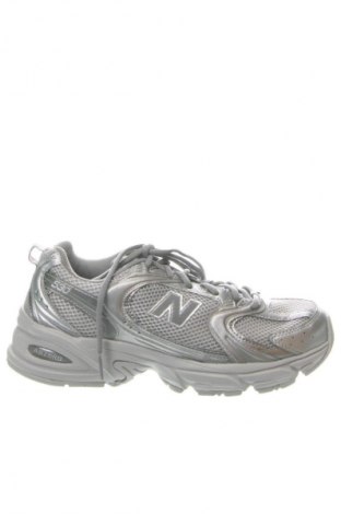 Γυναικεία παπούτσια New Balance, Μέγεθος 40, Χρώμα Ασημί, Τιμή 98,99 €