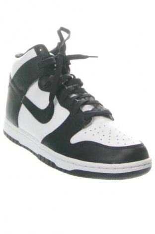 Γυναικεία παπούτσια Nike, Μέγεθος 41, Χρώμα Πολύχρωμο, Τιμή 104,99 €