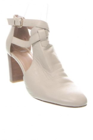 Damenschuhe San Marina, Größe 41, Farbe Ecru, Preis 58,00 €