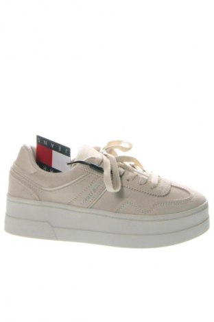Дамски обувки Tommy Jeans, Размер 36, Цвят Бежов, Цена 36,81 €, #135751125