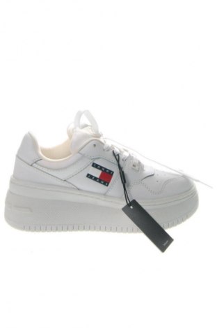 Дамски обувки Tommy Jeans, Размер 36, Цвят Бял, Цена 97,14 €, #135751608