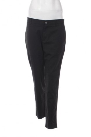 Γυναικείο παντελόνι Bershka, Μέγεθος L, Χρώμα Μαύρο, Τιμή 11,99 €