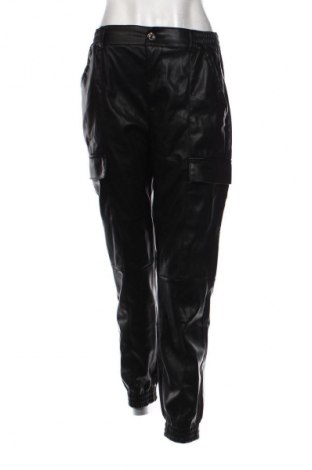 Damenhose Bershka, Größe M, Farbe Schwarz, Preis € 9,99