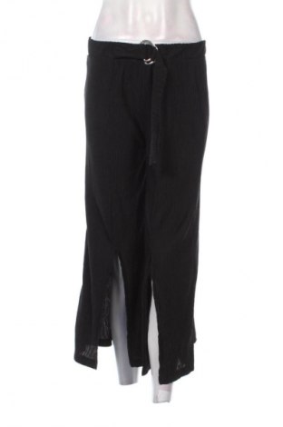 Γυναικείο παντελόνι Bershka, Μέγεθος S, Χρώμα Μαύρο, Τιμή 9,99 €