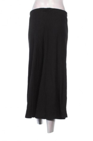 Γυναικείο παντελόνι Bershka, Μέγεθος S, Χρώμα Μαύρο, Τιμή 9,99 €