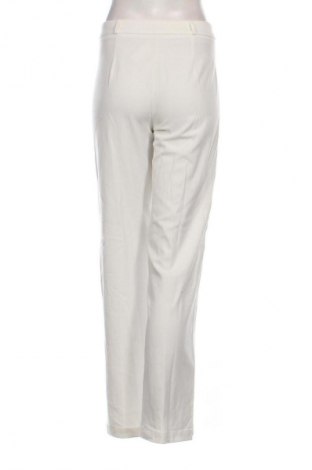 Pantaloni de femei Bershka, Mărime S, Culoare Alb, Preț 91,99 Lei