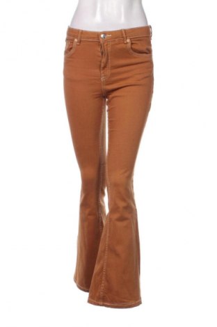 Dámské kalhoty  Bershka, Velikost L, Barva Oranžová, Cena  425,00 Kč