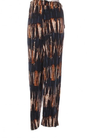 Дамски панталон Buffalo, Размер XL, Цвят Многоцветен, Цена 32,21 €
