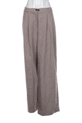 Дамски панталон Essentiel Antwerp, Размер M, Цвят Многоцветен, Цена 49,59 €