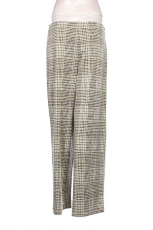 Дамски панталон H&M, Размер L, Цвят Многоцветен, Цена 15,00 €