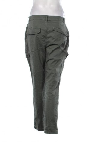 Дамски панталон H&M, Размер L, Цвят Зелен, Цена 20,35 €