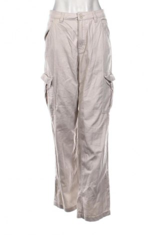 Pantaloni de femei H&M Divided, Mărime M, Culoare Bej, Preț 78,20 Lei