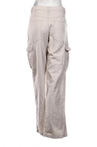 Pantaloni de femei H&M Divided, Mărime M, Culoare Bej, Preț 78,20 Lei