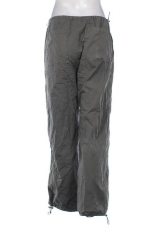 Damskie spodnie Hello Miss, Rozmiar S, Kolor Zielony, Cena 112,04 zł