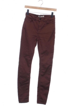 Дамски панталон Jdy, Размер XS, Цвят Кафяв, Цена 14,77 €