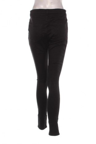 Γυναικείο παντελόνι ONLY, Μέγεθος M, Χρώμα Μαύρο, Τιμή 37,99 €