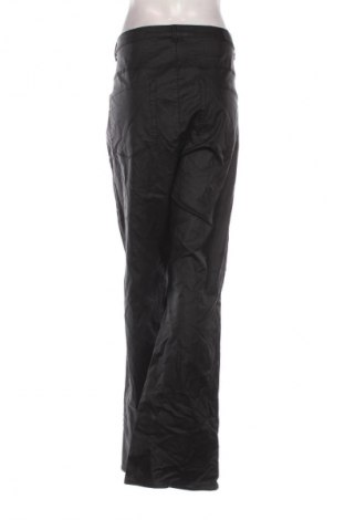 Γυναικείο παντελόνι ONLY Carmakoma, Μέγεθος 3XL, Χρώμα Μαύρο, Τιμή 13,99 €