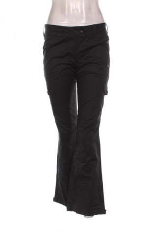 Γυναικείο παντελόνι PUMA, Μέγεθος S, Χρώμα Μαύρο, Τιμή 37,99 €