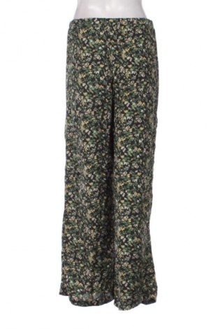 Dámské kalhoty  Pepe Jeans, Velikost M, Barva Vícebarevné, Cena  907,00 Kč