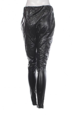 Γυναικείο παντελόνι Pretty Little Thing, Μέγεθος XL, Χρώμα Μαύρο, Τιμή 11,99 €