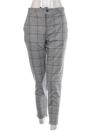 Γυναικείο παντελόνι Pull&Bear, Μέγεθος L, Χρώμα Πολύχρωμο, Τιμή 17,99 €