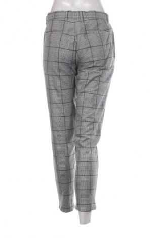 Γυναικείο παντελόνι Pull&Bear, Μέγεθος L, Χρώμα Πολύχρωμο, Τιμή 17,99 €