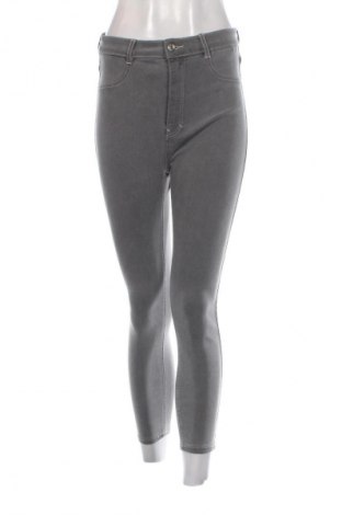 Dámske nohavice Pull&Bear, Veľkosť L, Farba Sivá, Cena  6,95 €