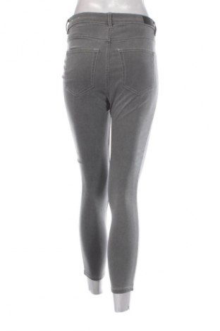 Dámske nohavice Pull&Bear, Veľkosť L, Farba Sivá, Cena  6,95 €