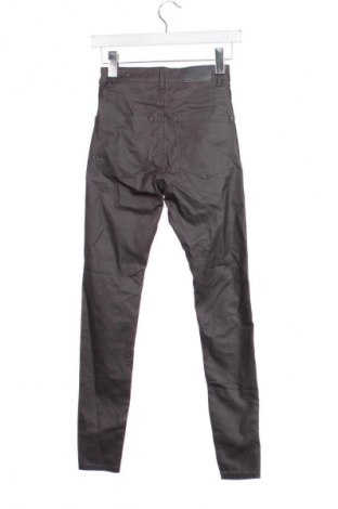 Dámské kalhoty  Stradivarius, Velikost XS, Barva Šedá, Cena  219,00 Kč