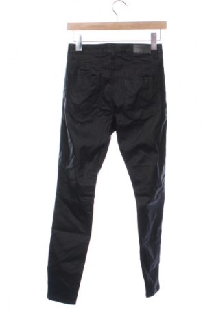 Дамски панталон Stradivarius, Размер XS, Цвят Черен, Цена 7,15 €