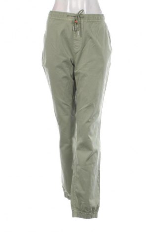 Дамски панталон Tommy Jeans, Размер XXL, Цвят Зелен, Цена 73,11 €