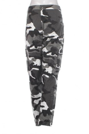 Dámské kalhoty  Unbranded, Velikost XL, Barva Vícebarevné, Cena  199,00 Kč