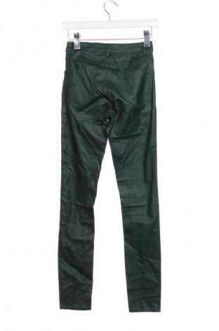 Дамски панталон VILA, Размер XXS, Цвят Зелен, Цена 7,15 €