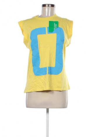 Γυναικείο αμάνικο μπλουζάκι United Colors Of Benetton, Μέγεθος M, Χρώμα Κίτρινο, Τιμή 16,00 €